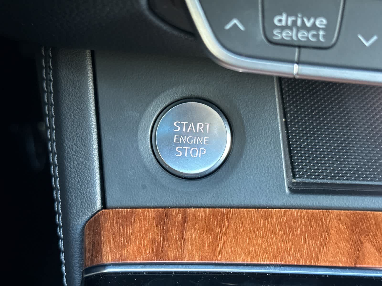 Thumbnail: 2023 Audi Q5 - 22