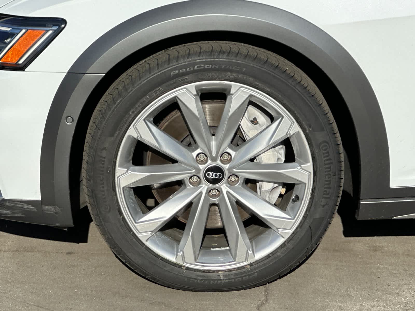 Thumbnail: 2022 Audi A6 - 27