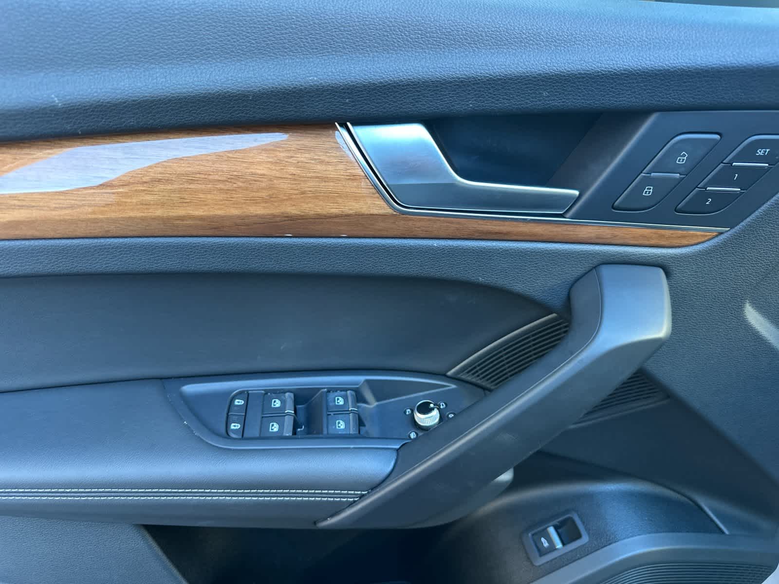 Thumbnail: 2023 Audi Q5 - 12