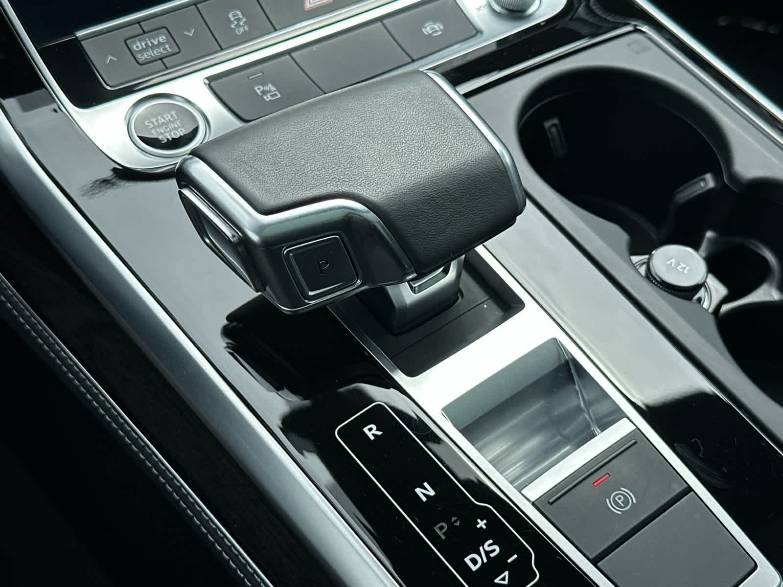Thumbnail: 2025 Audi Q7 - 23