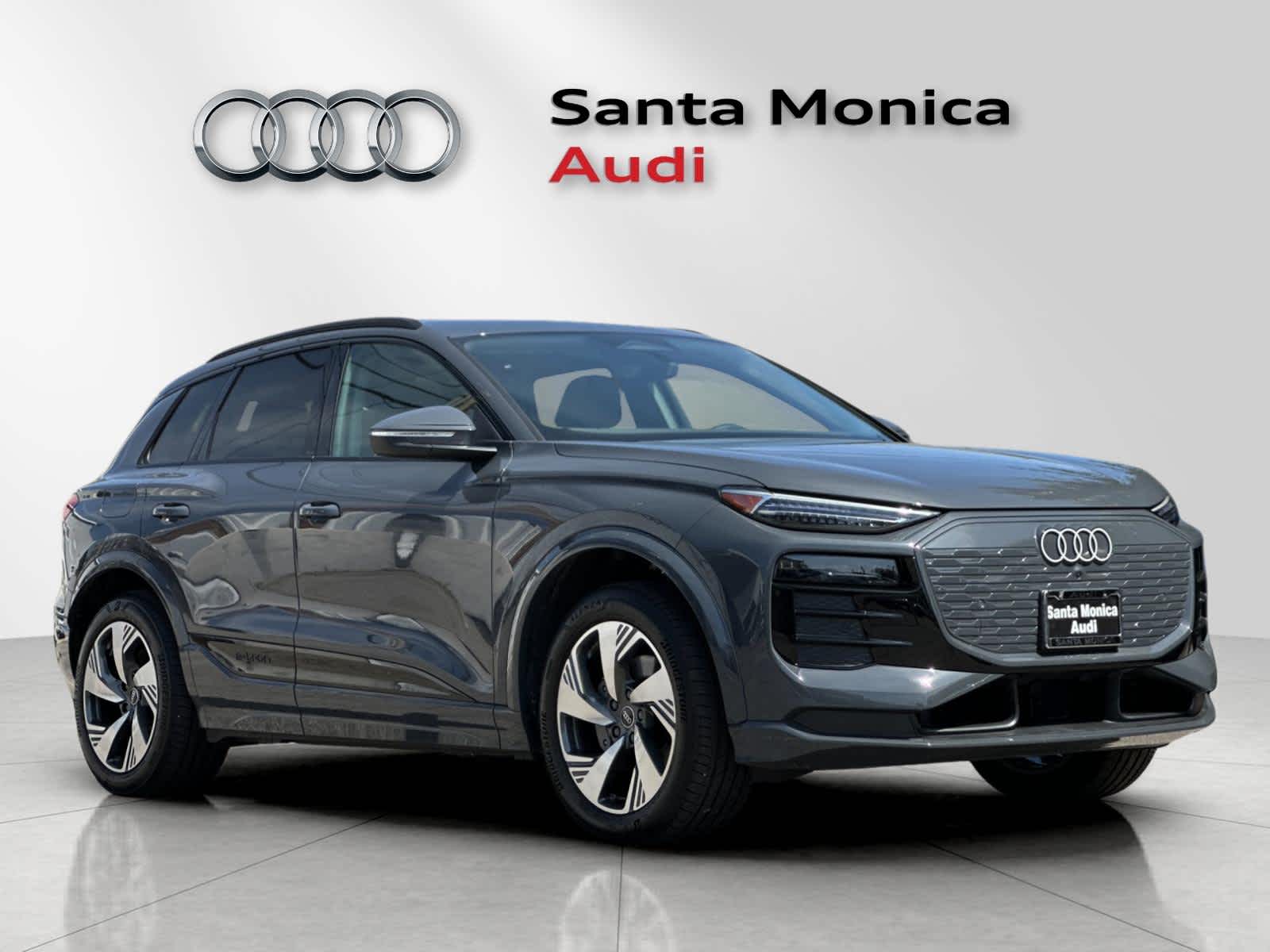 Thumbnail: 2025 Audi Q6 e-tron - 9