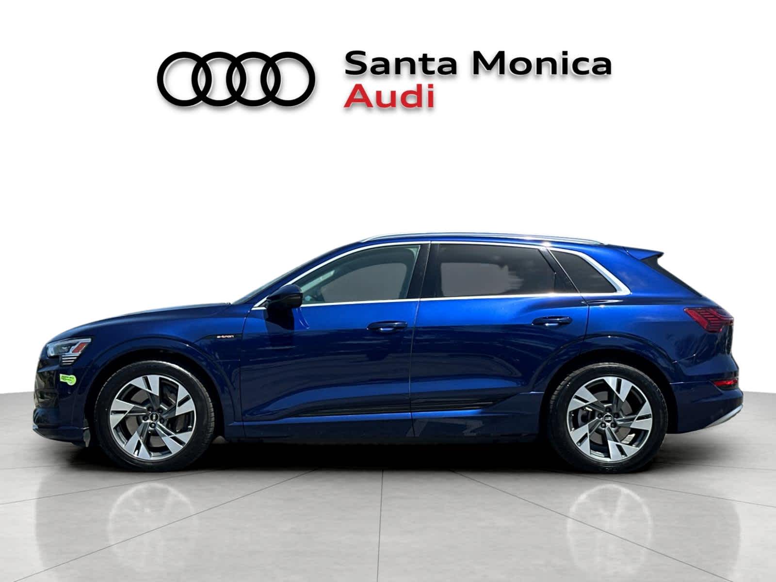 Thumbnail: 2023 Audi e-tron - 5