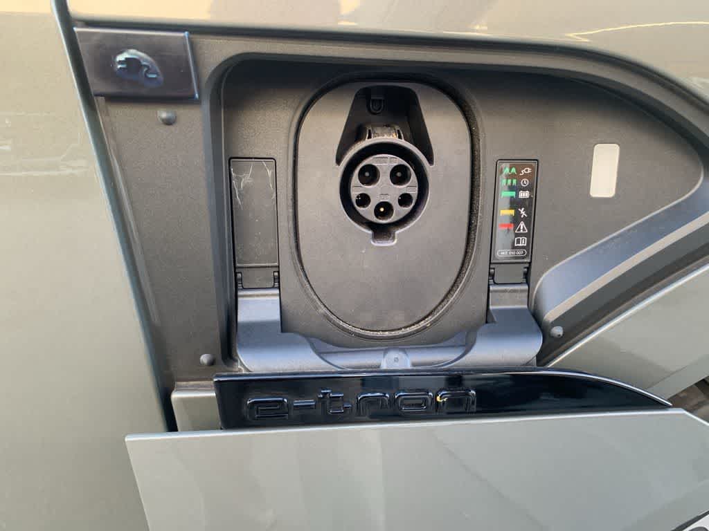 Thumbnail: 2024 Audi Q8 e-tron - 48