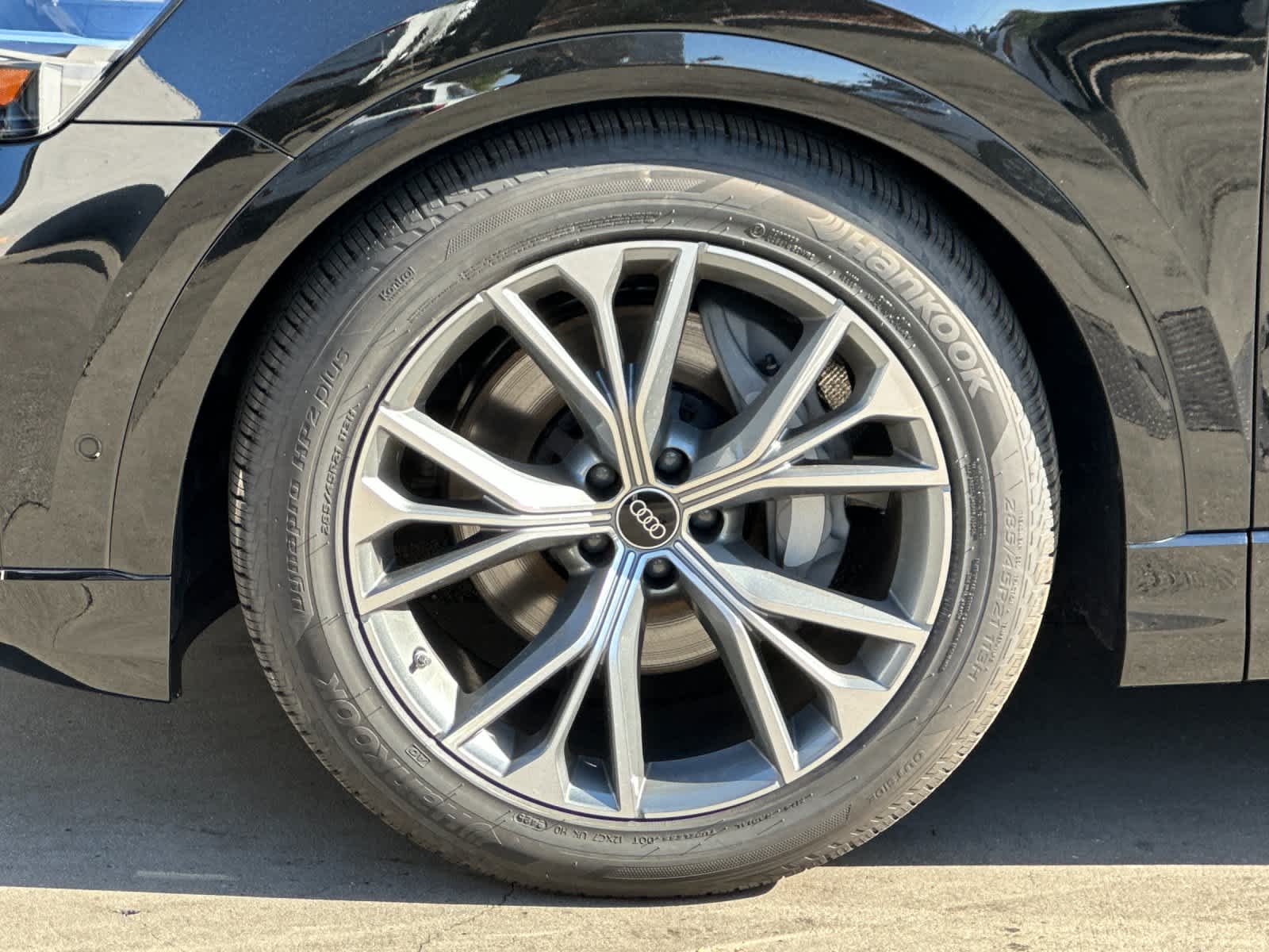 Thumbnail: 2026 Audi Q8 - 27