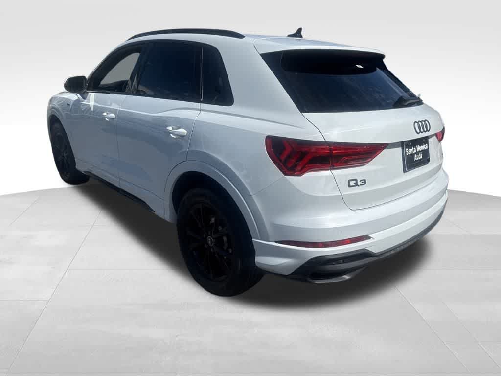 Thumbnail: 2023 Audi Q3 - 6
