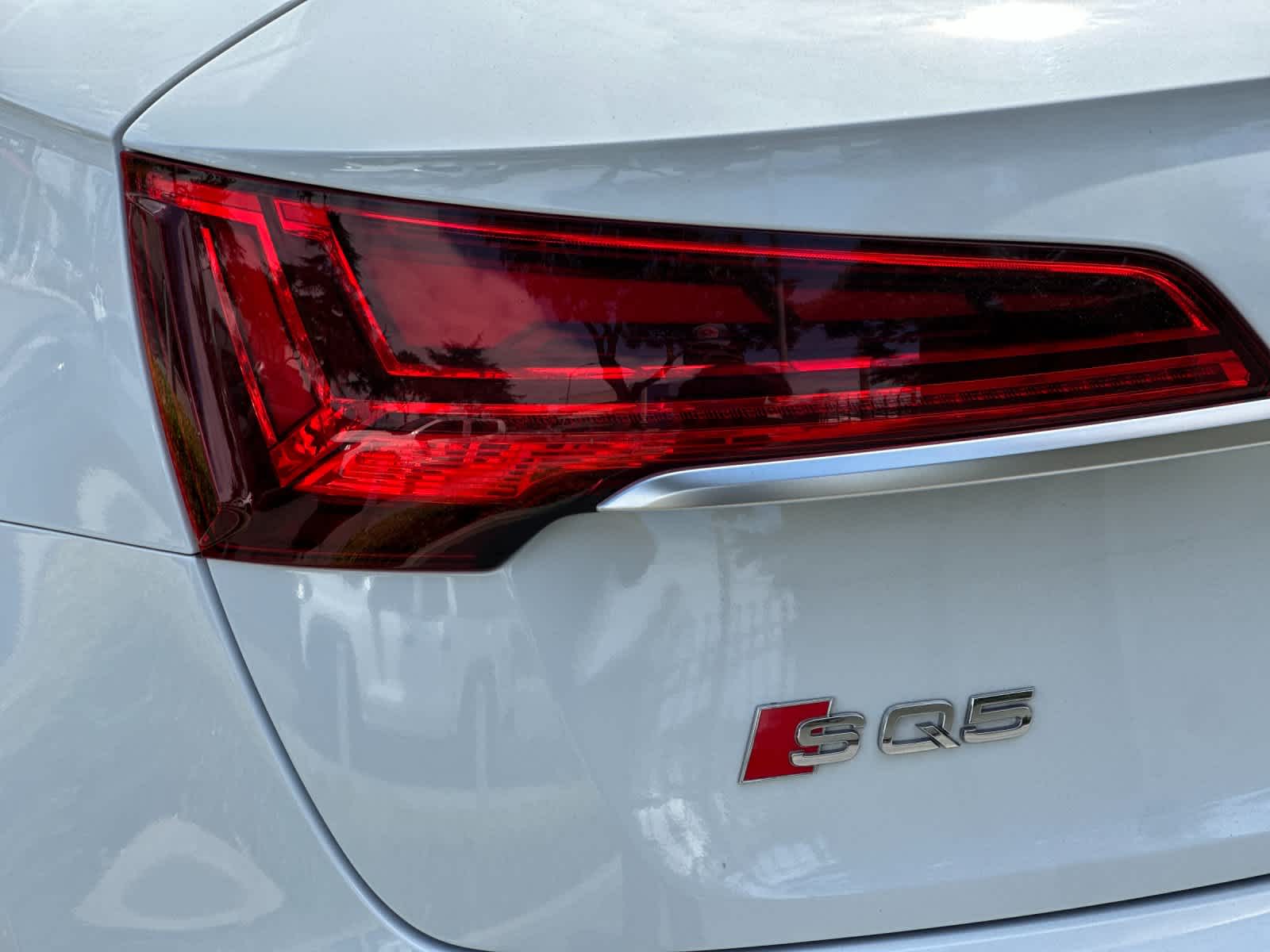 Thumbnail: 2023 Audi SQ5 - 27
