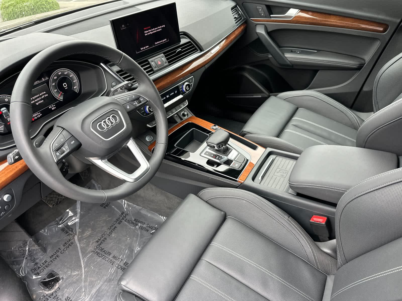 Thumbnail: 2023 Audi Q5 - 10