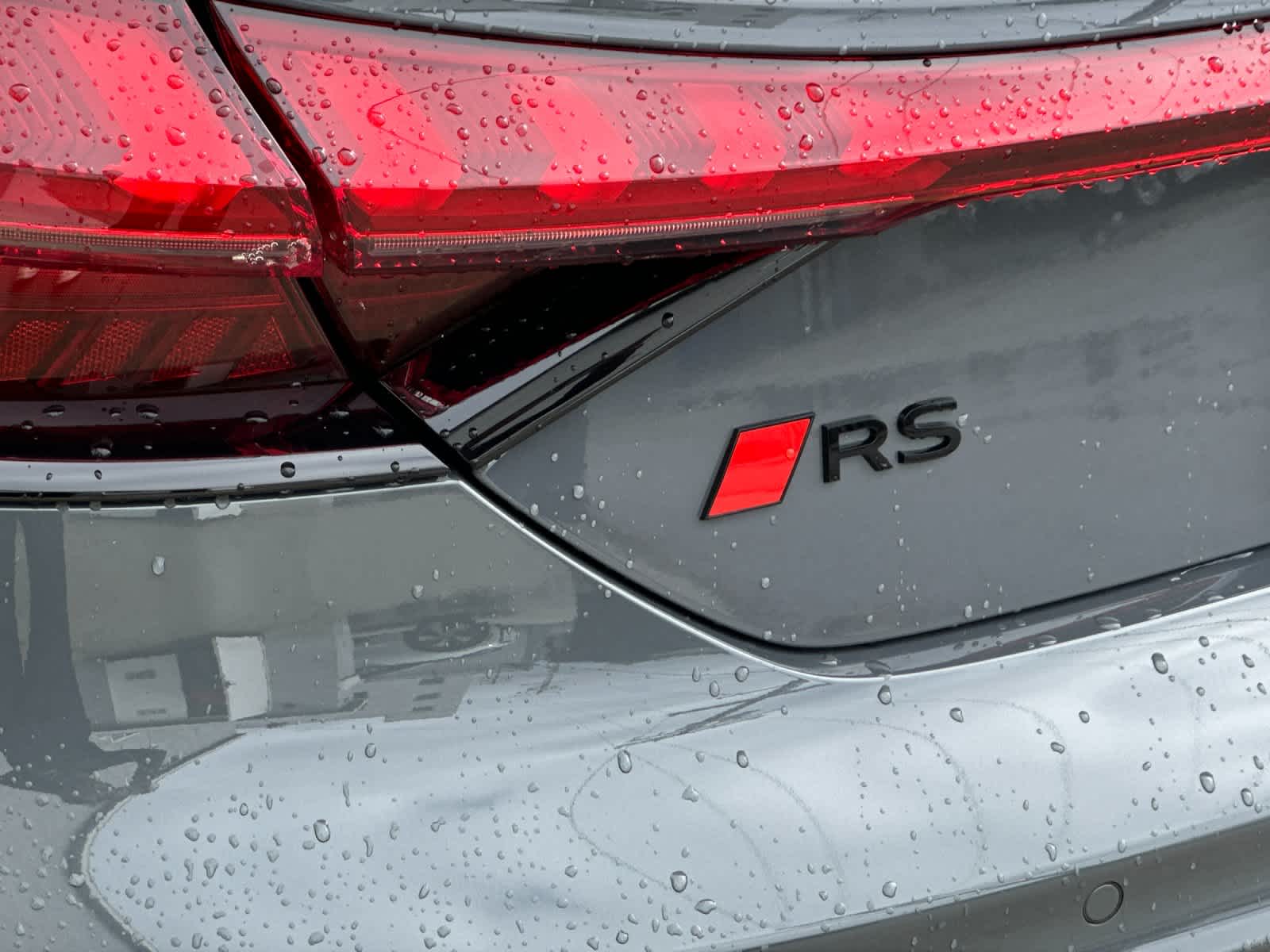 Thumbnail: 2026 Audi RS e-tron GT - 27