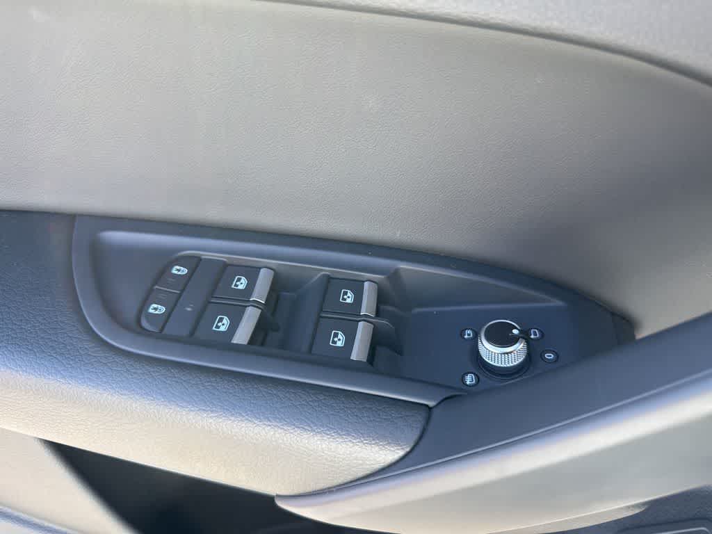 Thumbnail: 2024 Audi Q5 - 22