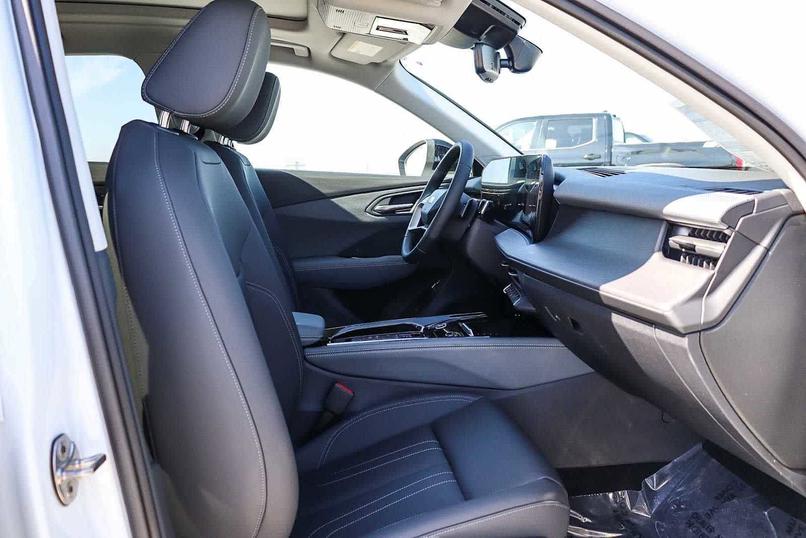 Thumbnail: 2026 Audi Q3 - 21