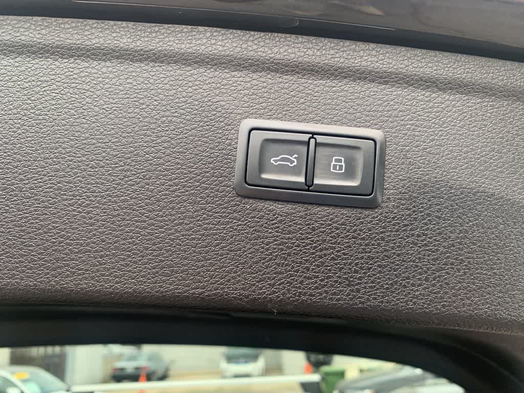 Thumbnail: 2022 Audi Q5 - 34