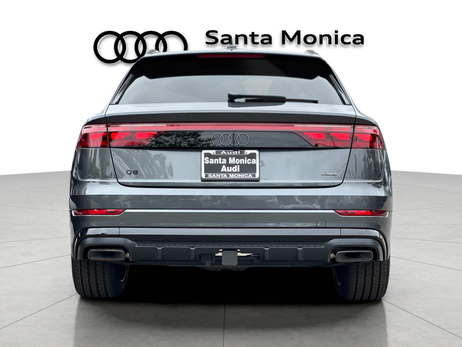 Thumbnail: 2026 Audi Q8 - 7