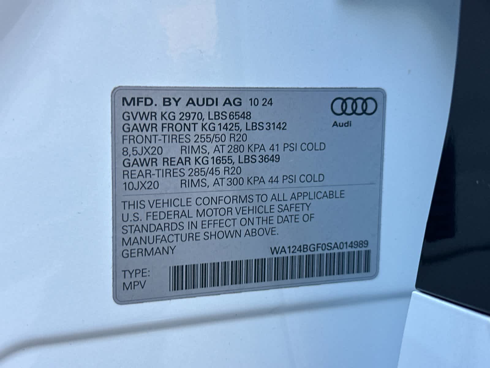 Thumbnail: 2025 Audi Q6 e-tron - 29