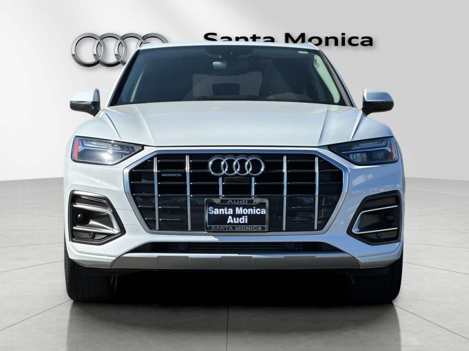 Thumbnail: 2023 Audi Q5 - 10
