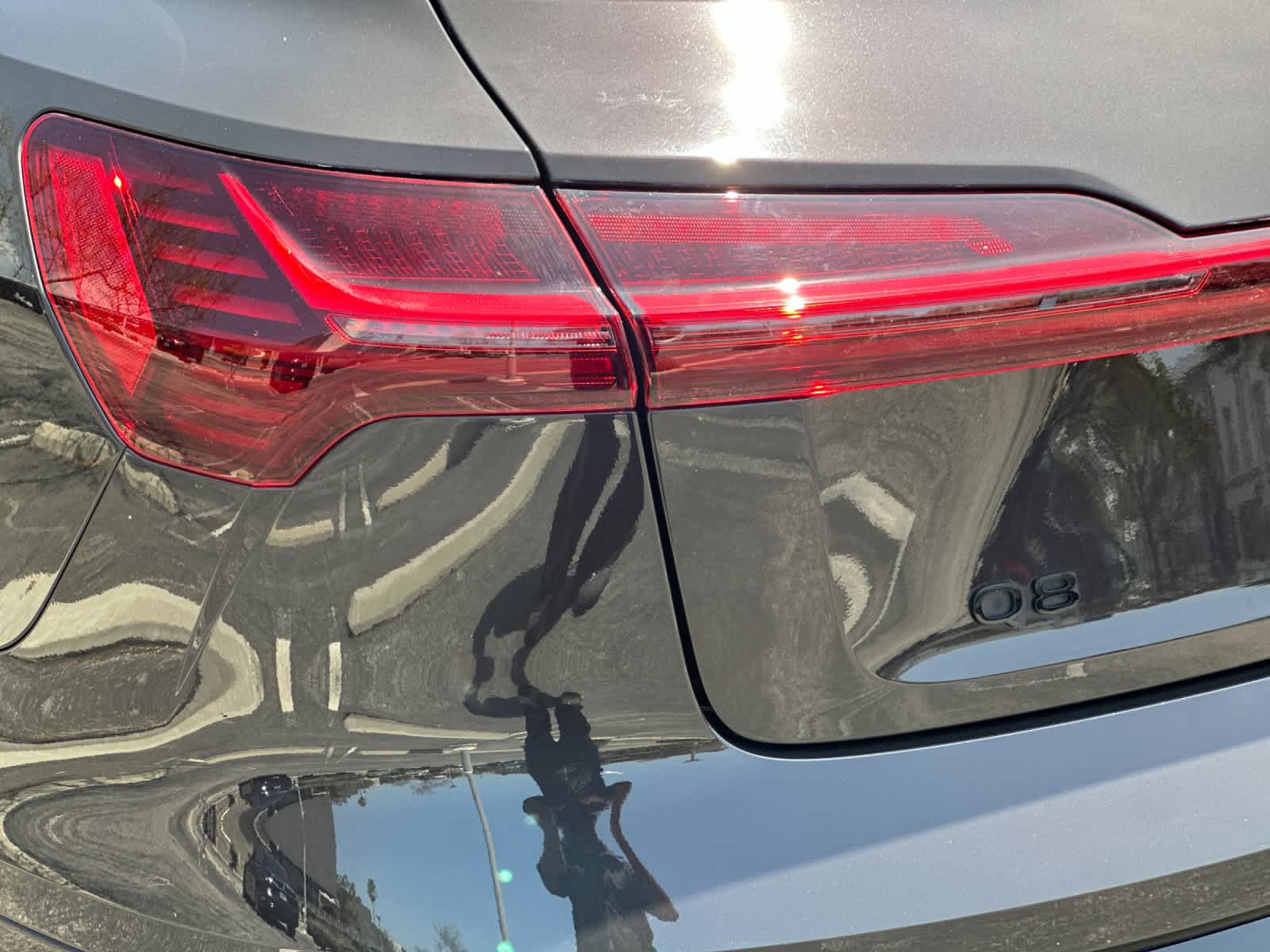 Thumbnail: 2024 Audi Q8 e-tron - 27