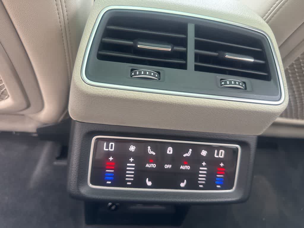 Thumbnail: 2024 Audi Q8 e-tron - 33