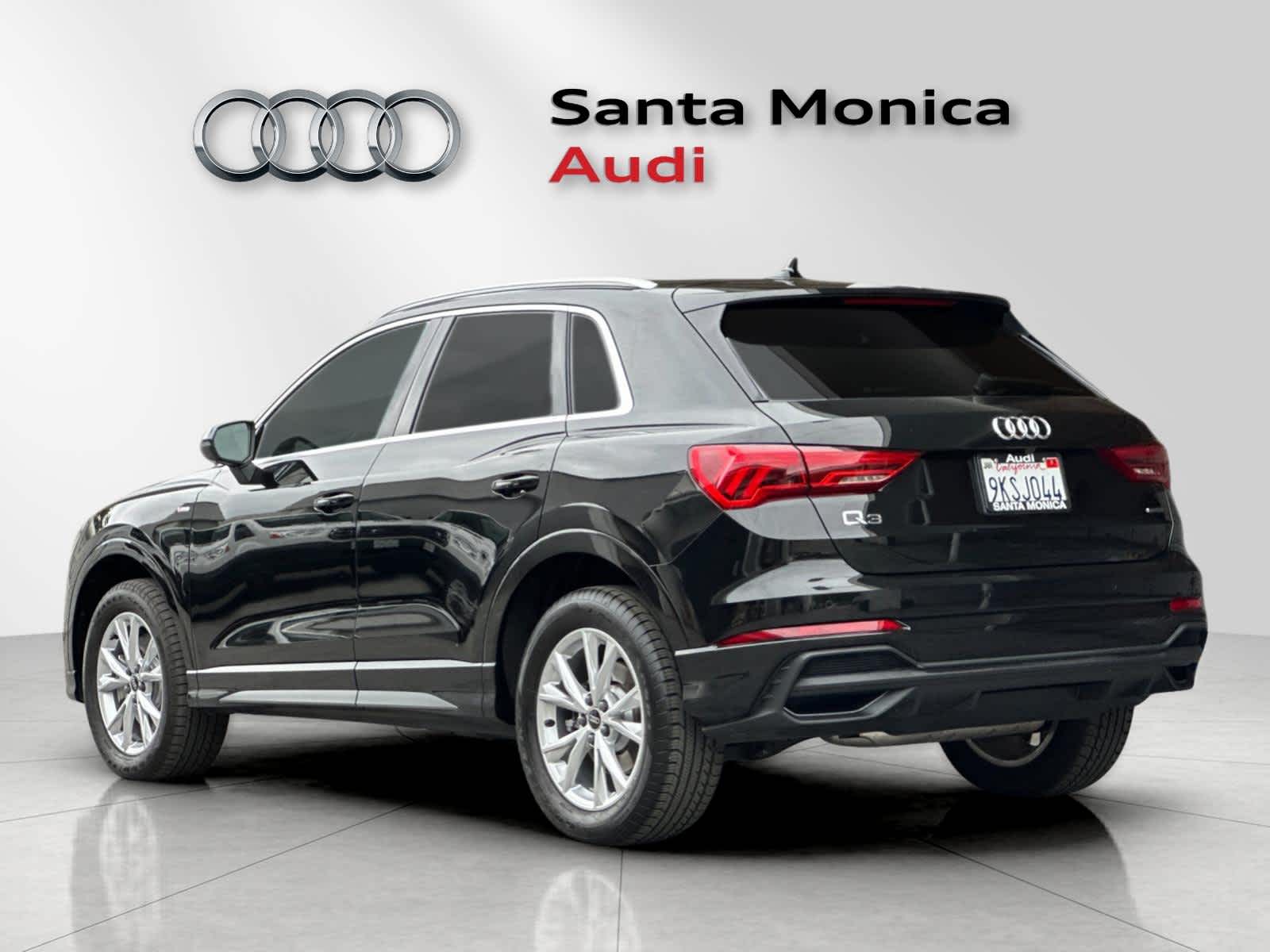 Thumbnail: 2024 Audi Q3 - 6