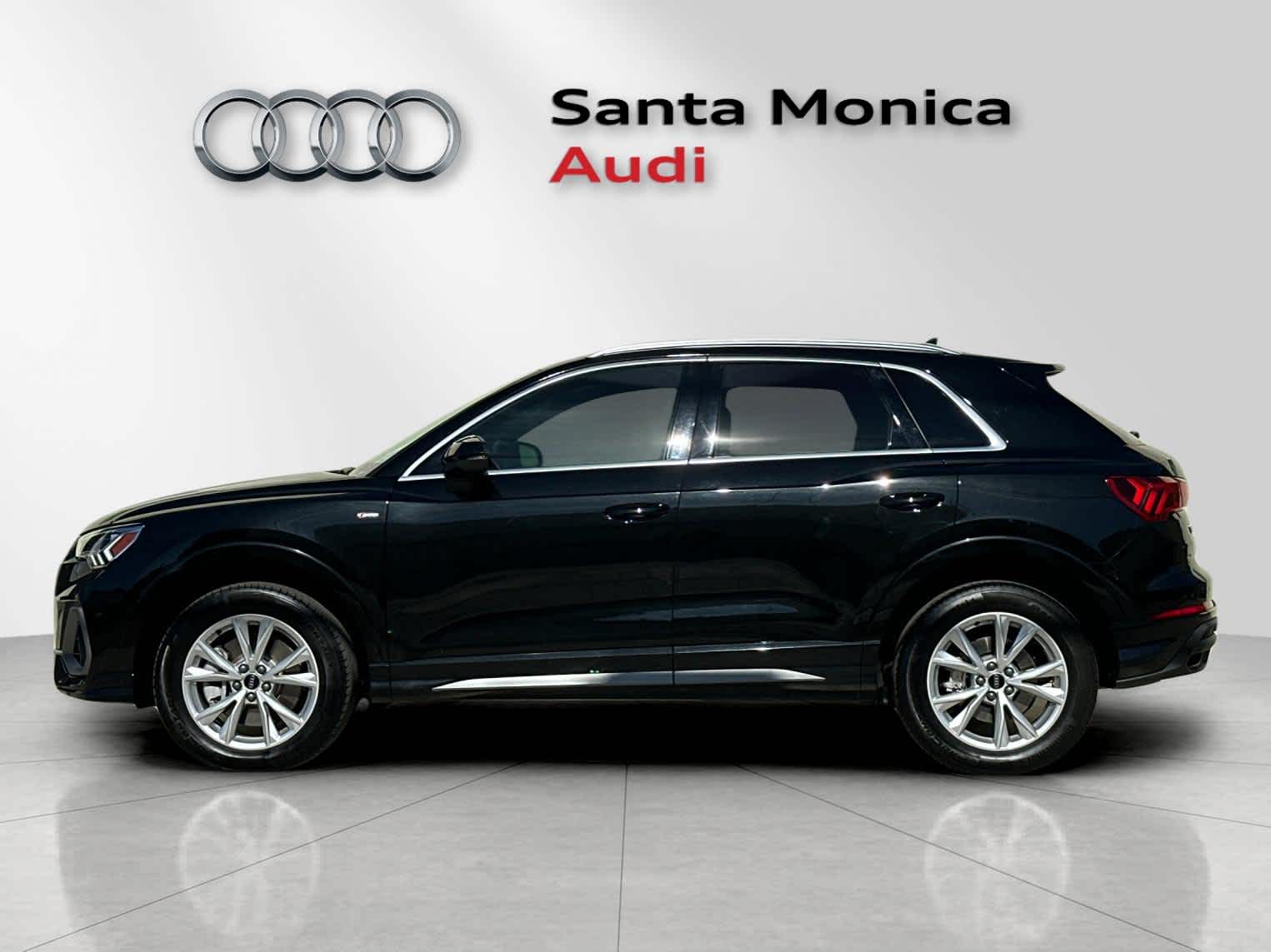Thumbnail: 2024 Audi Q3 - 6