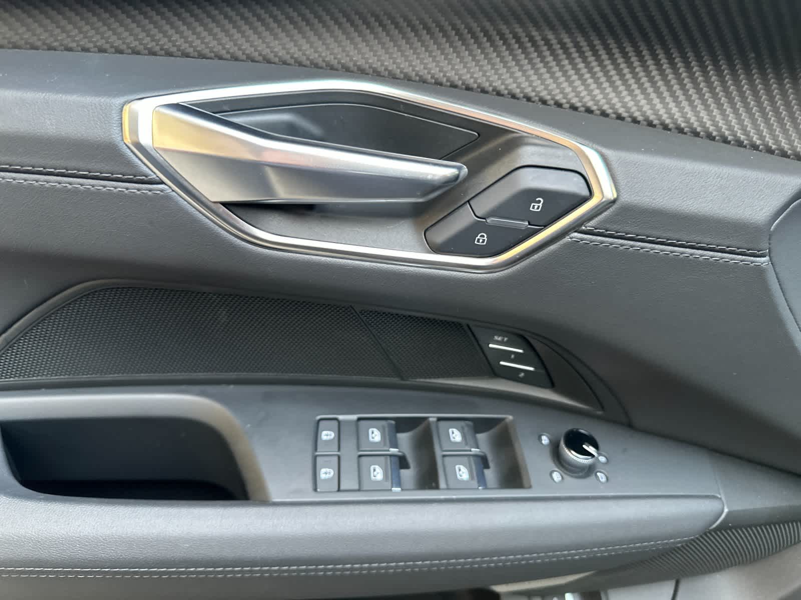 Thumbnail: 2023 Audi e-tron GT - 12