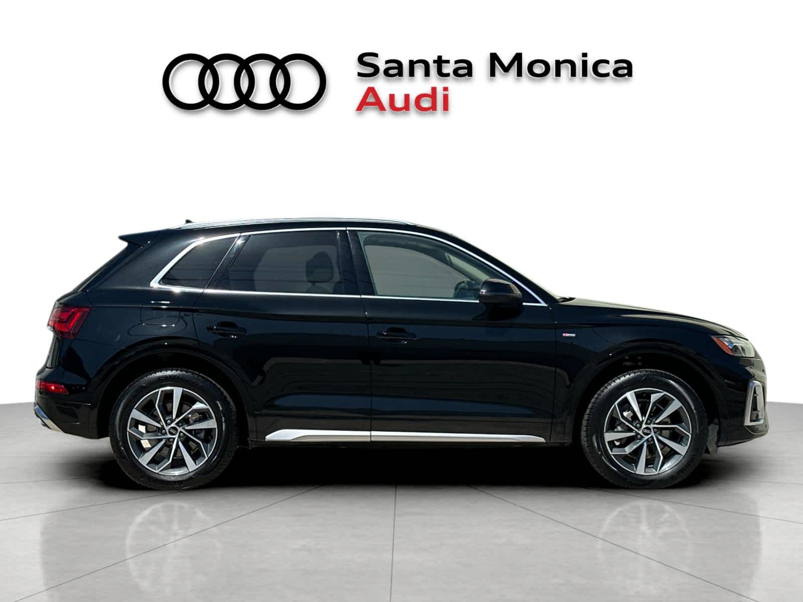 Thumbnail: 2023 Audi Q5 - 7