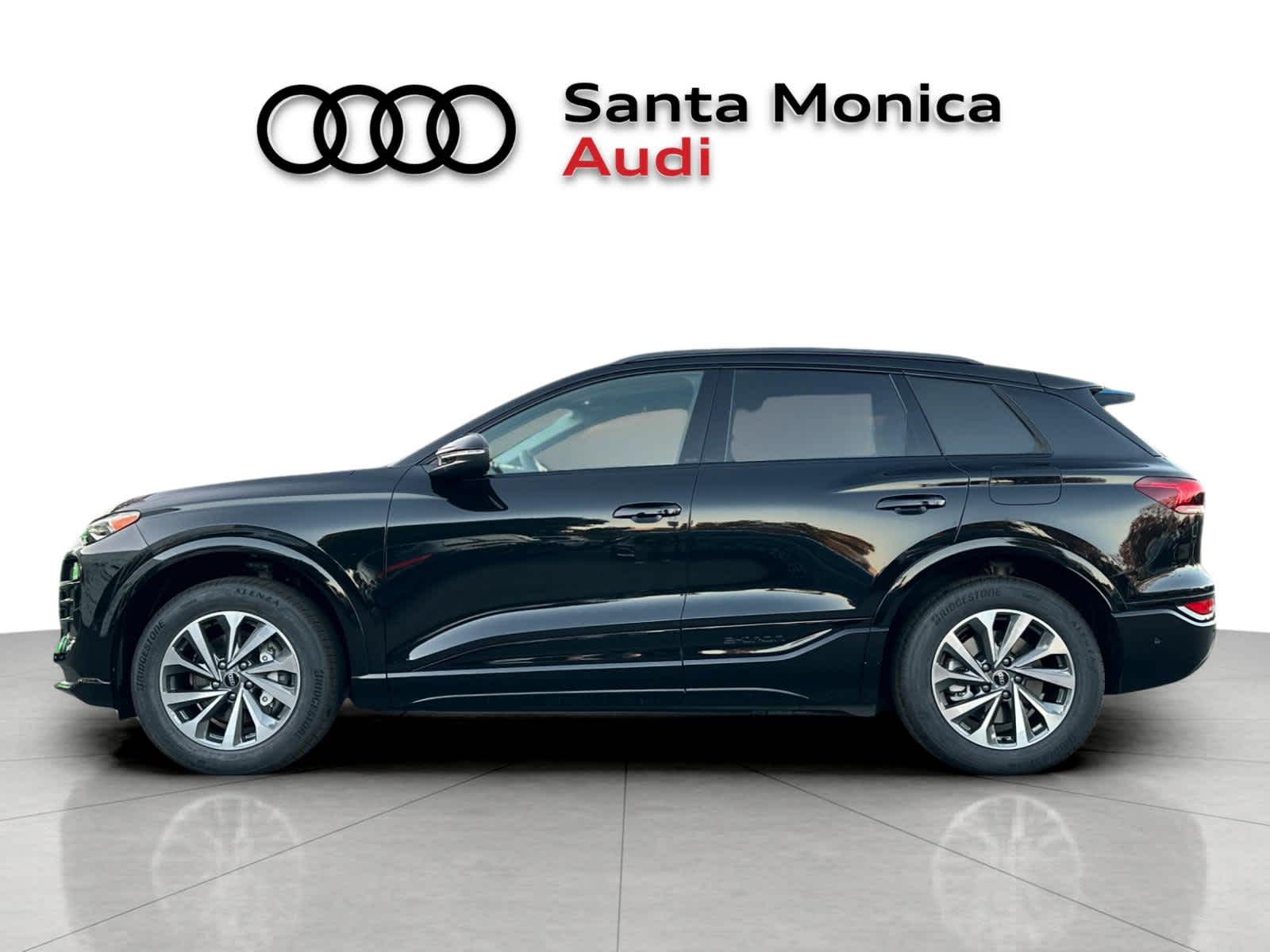 Thumbnail: 2025 Audi Q6 e-tron - 5