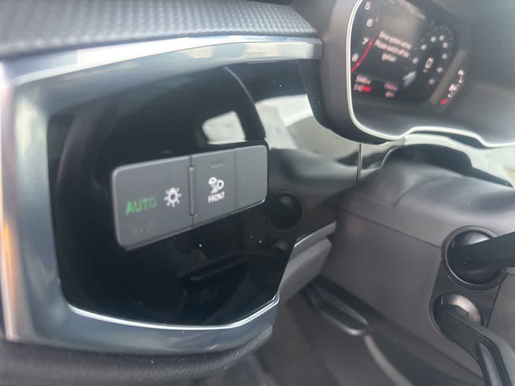 Thumbnail: 2024 Audi Q3 - 28