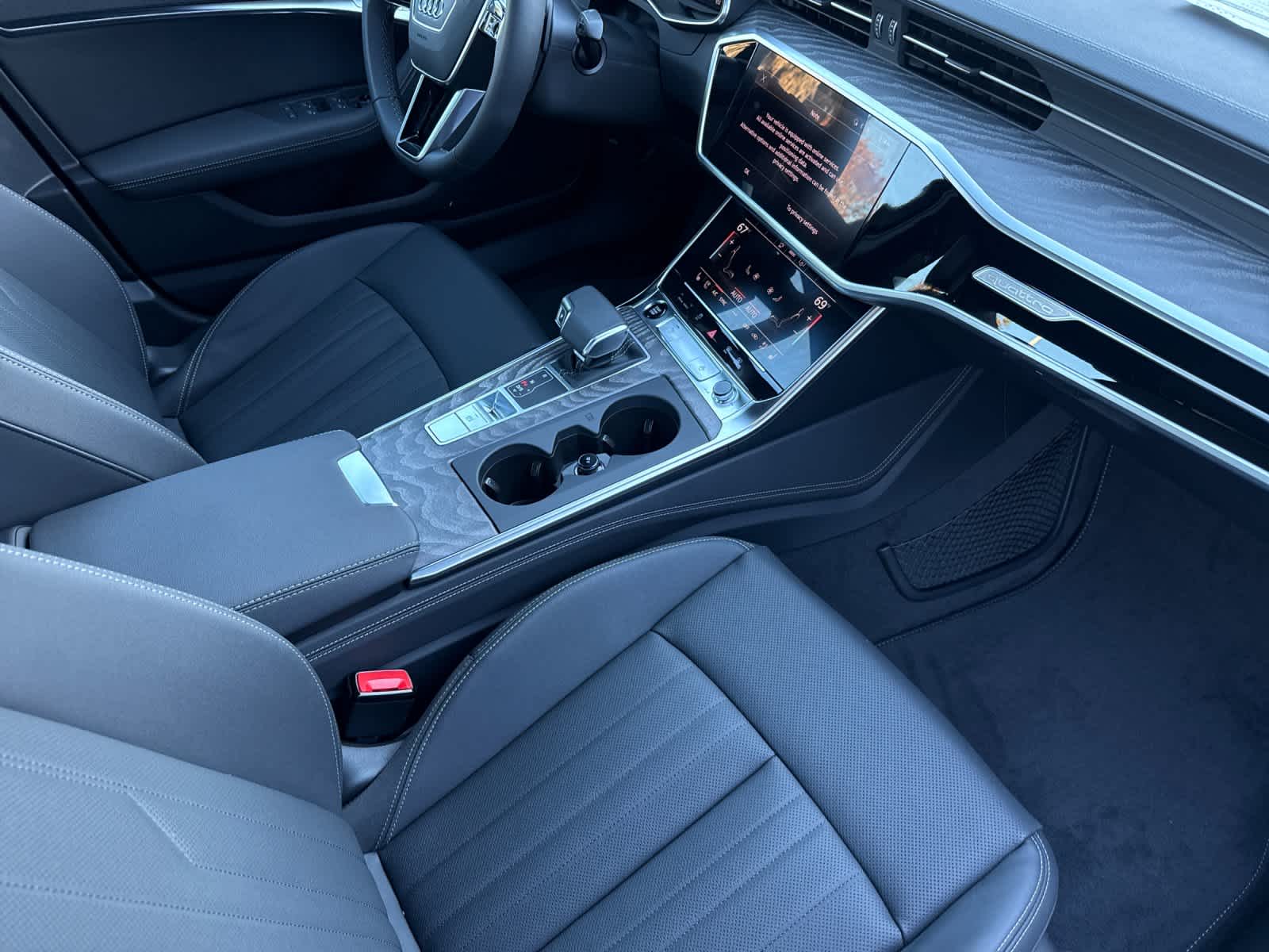 Thumbnail: 2025 Audi A6 - 15