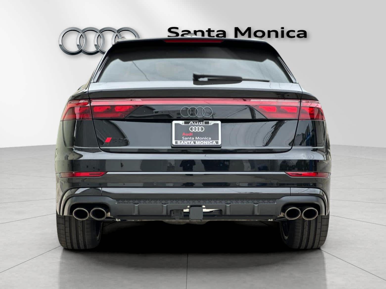 Thumbnail: 2026 Audi SQ8 - 7