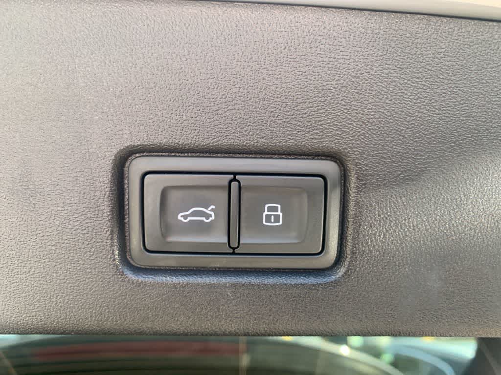 Thumbnail: 2023 Audi Q4 e-tron - 39