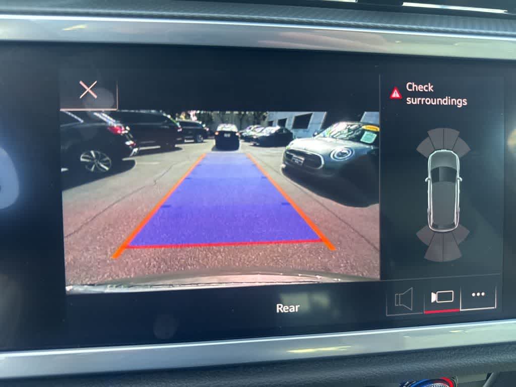 Thumbnail: 2022 Audi Q3 - 15