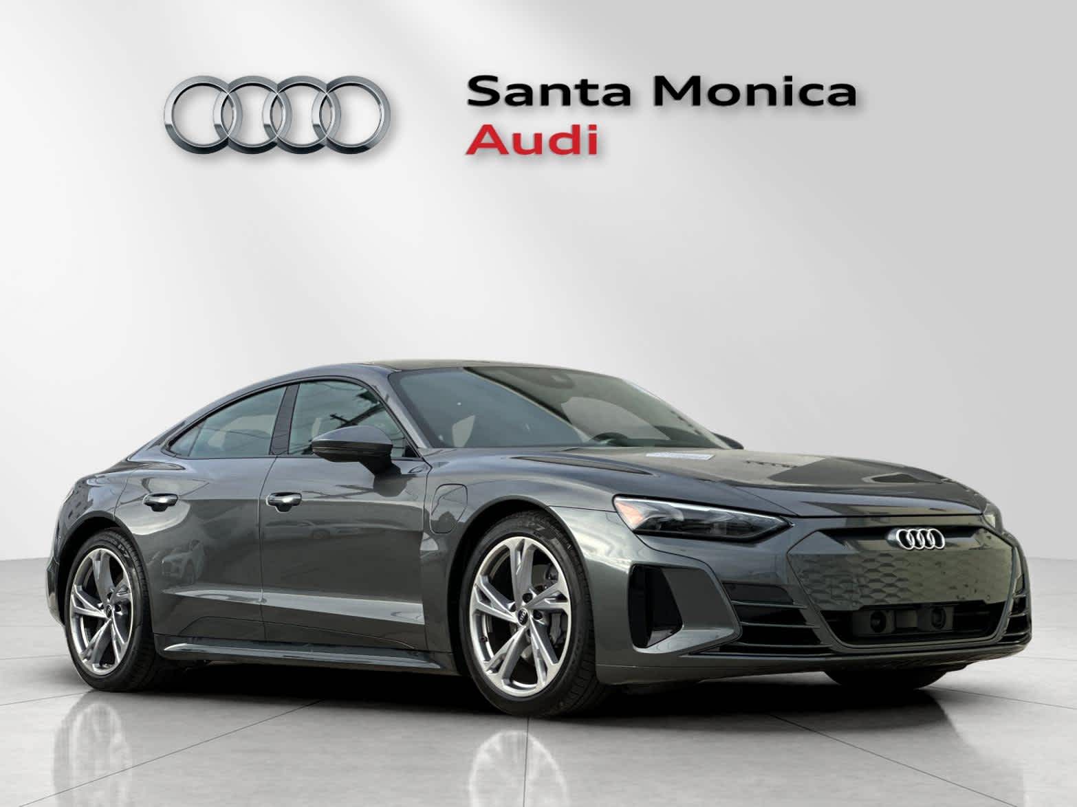 Thumbnail: 2024 Audi e-tron GT - 9