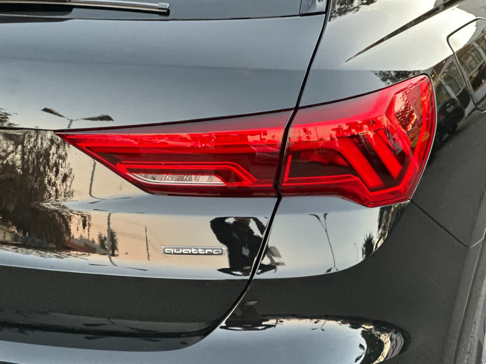 Thumbnail: 2025 Audi Q3 - 27