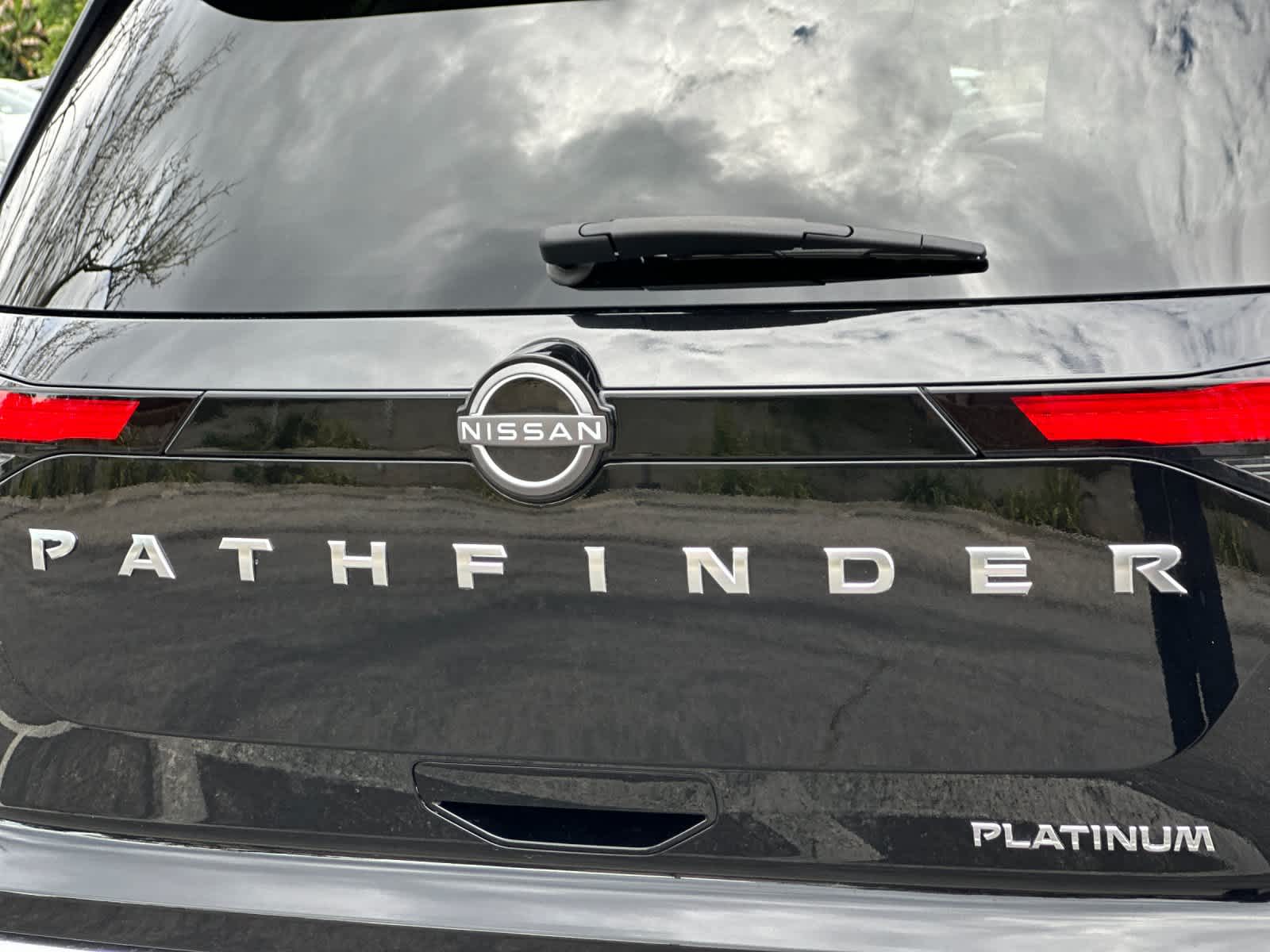 Thumbnail: 2022 Nissan Pathfinder - 28