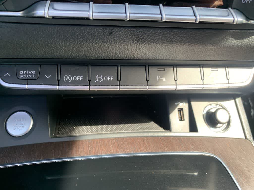 Thumbnail: 2023 Audi Q5 - 13