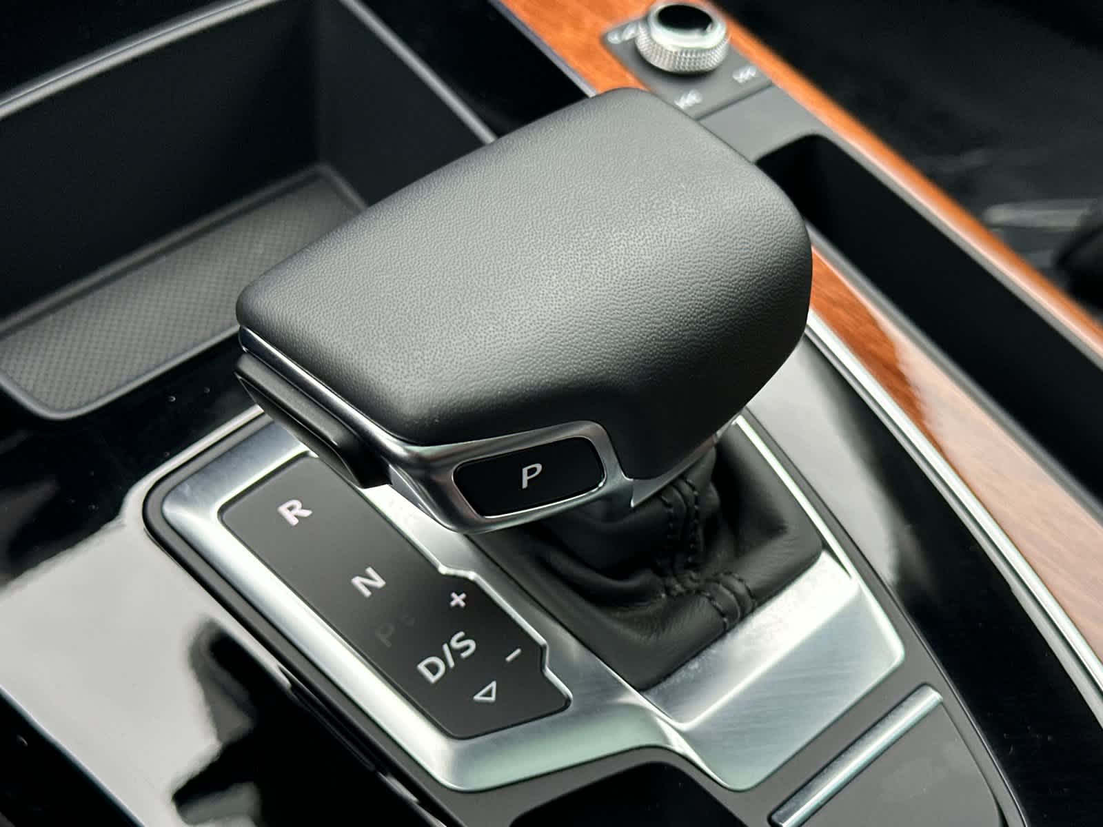 Thumbnail: 2023 Audi Q5 - 21