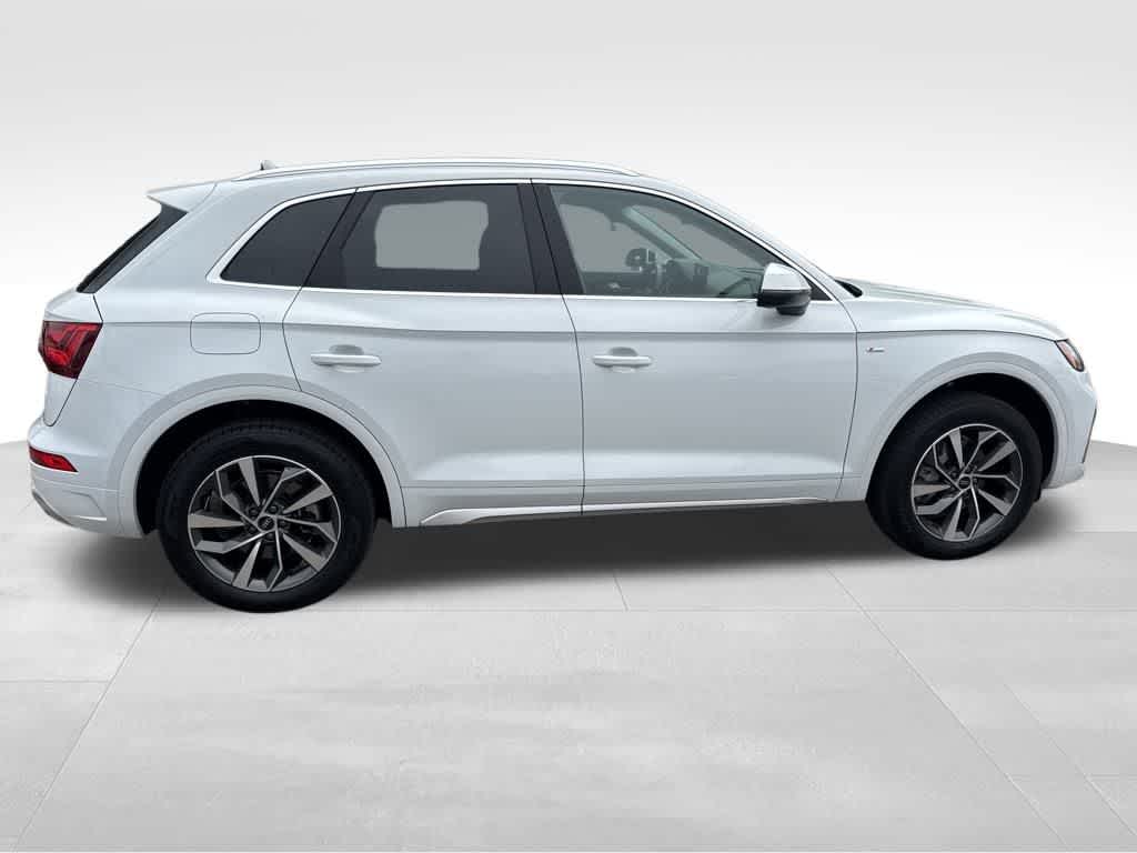 Thumbnail: 2024 Audi Q5 - 10