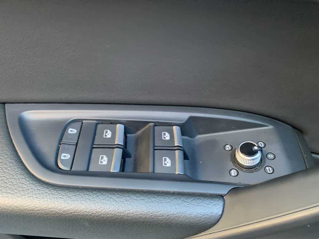 Thumbnail: 2023 Audi Q5 - 13