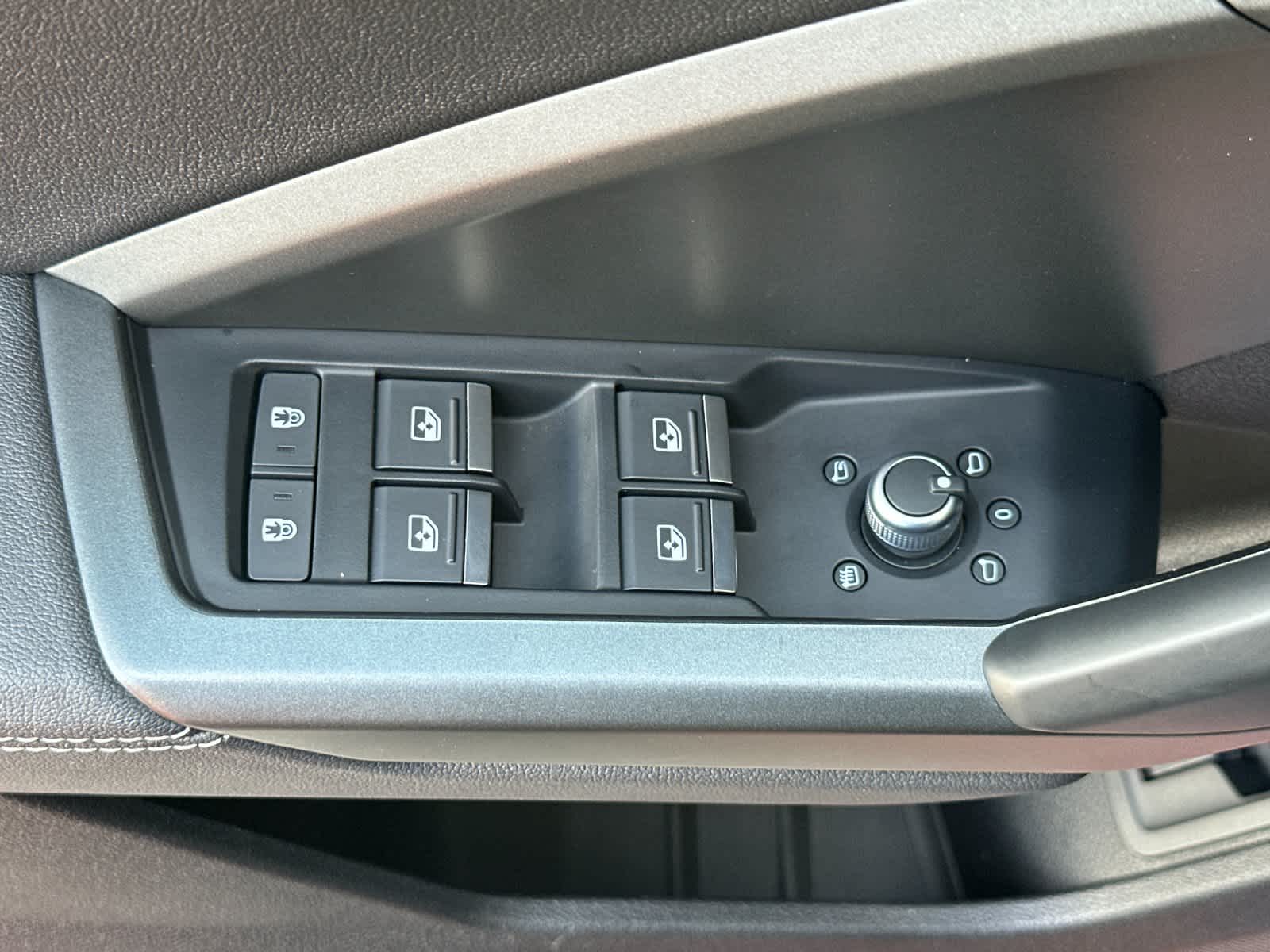 Thumbnail: 2023 Audi Q3 - 13