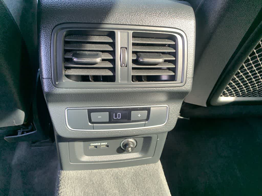 Thumbnail: 2023 Audi Q5 - 25