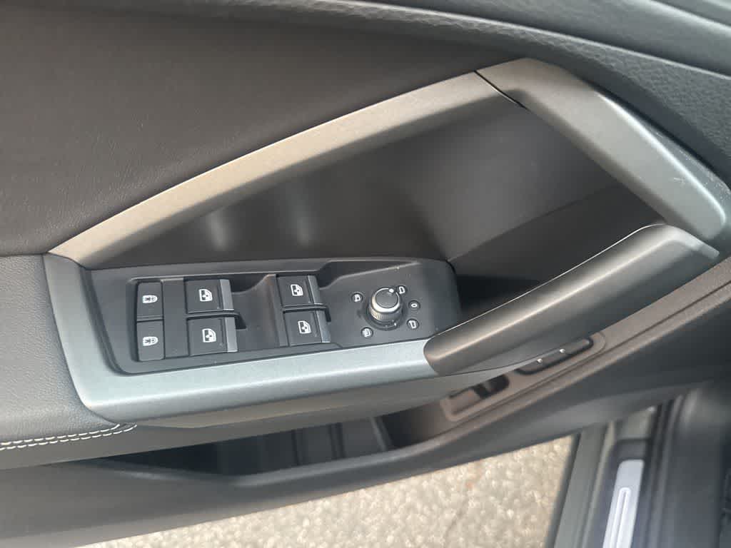 Thumbnail: 2024 Audi Q3 - 29