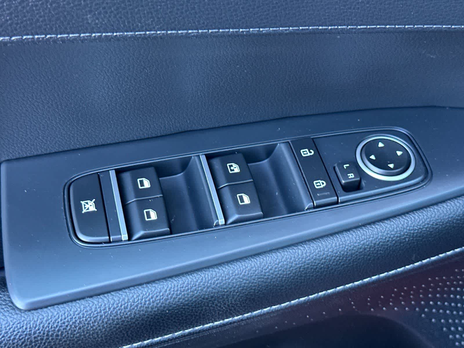 Thumbnail: 2019 Kia Forte - 13