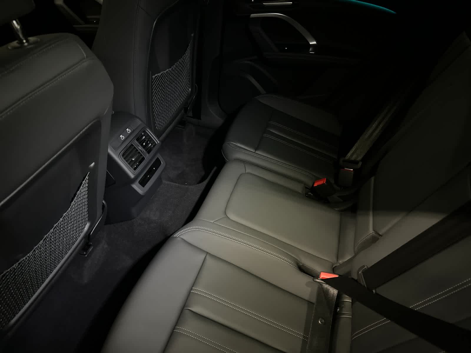 Thumbnail: 2025 Audi Q5 - 4