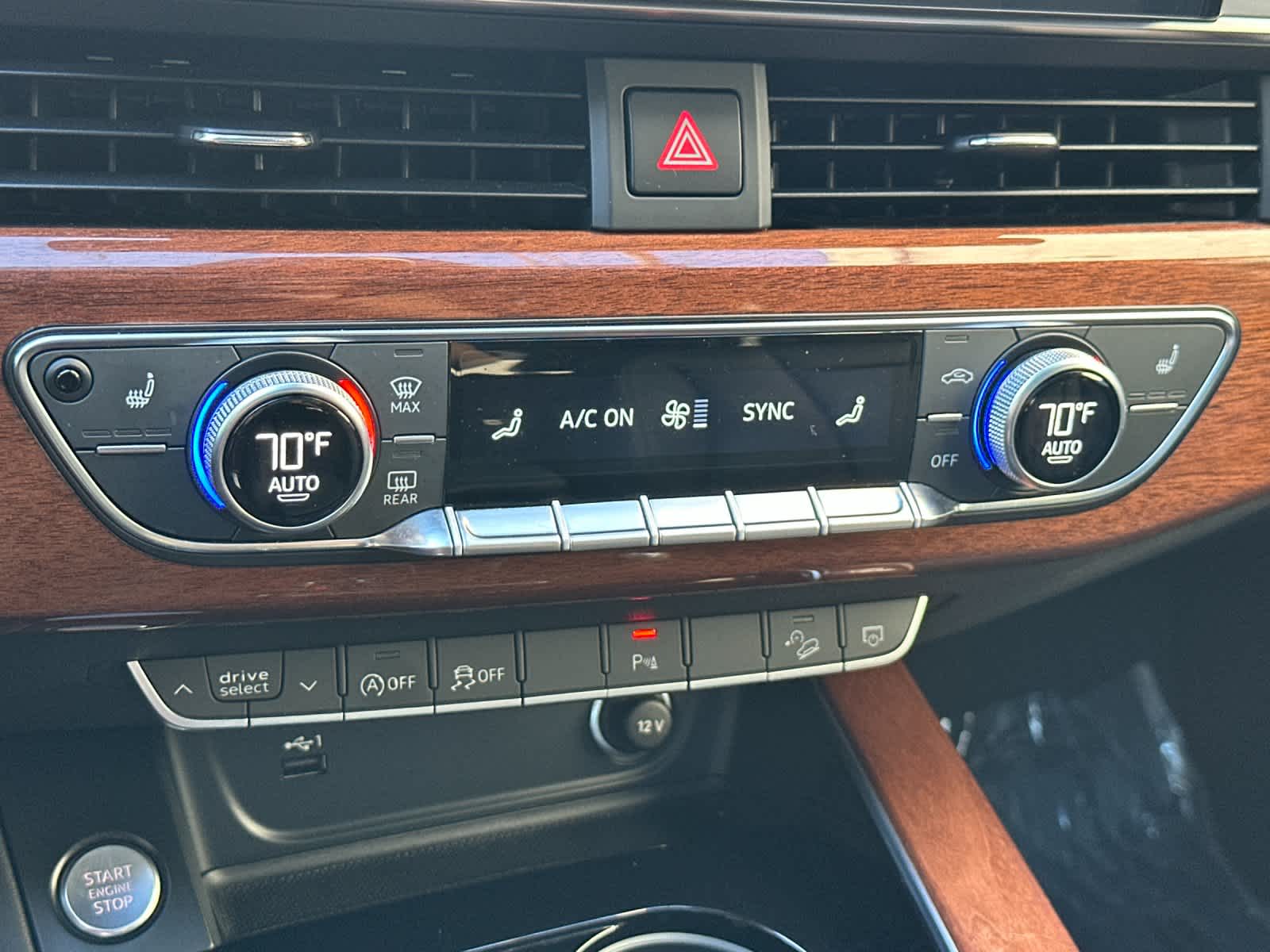 Thumbnail: 2022 Audi A4 - 21