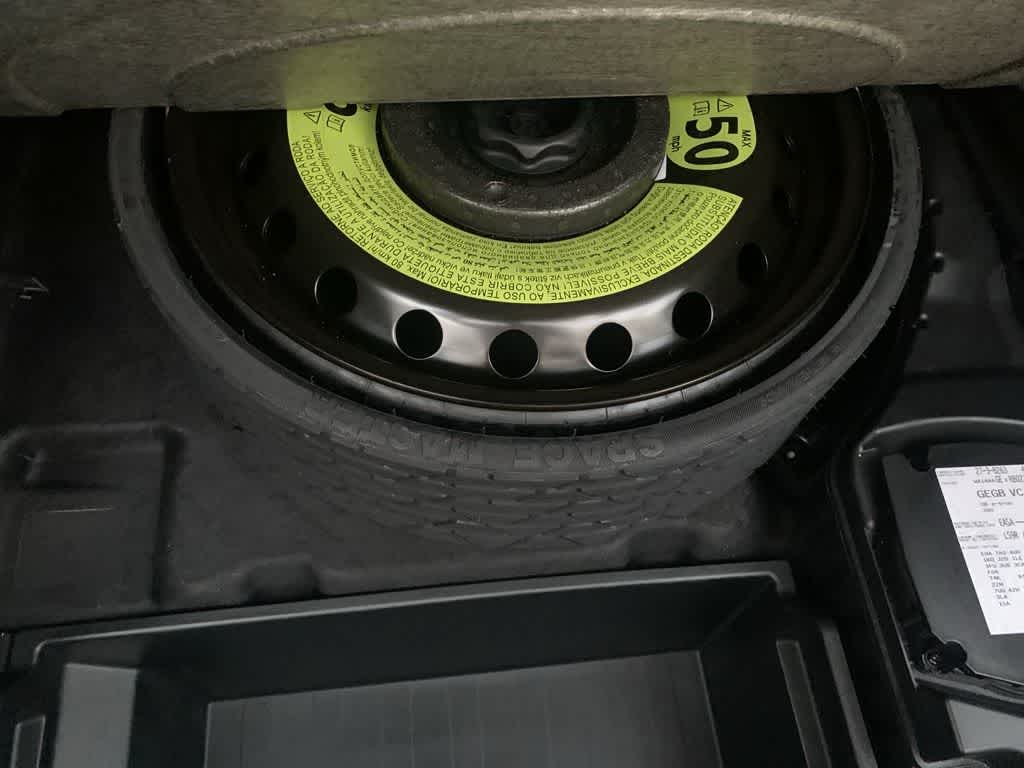 Thumbnail: 2024 Audi Q8 e-tron - 39