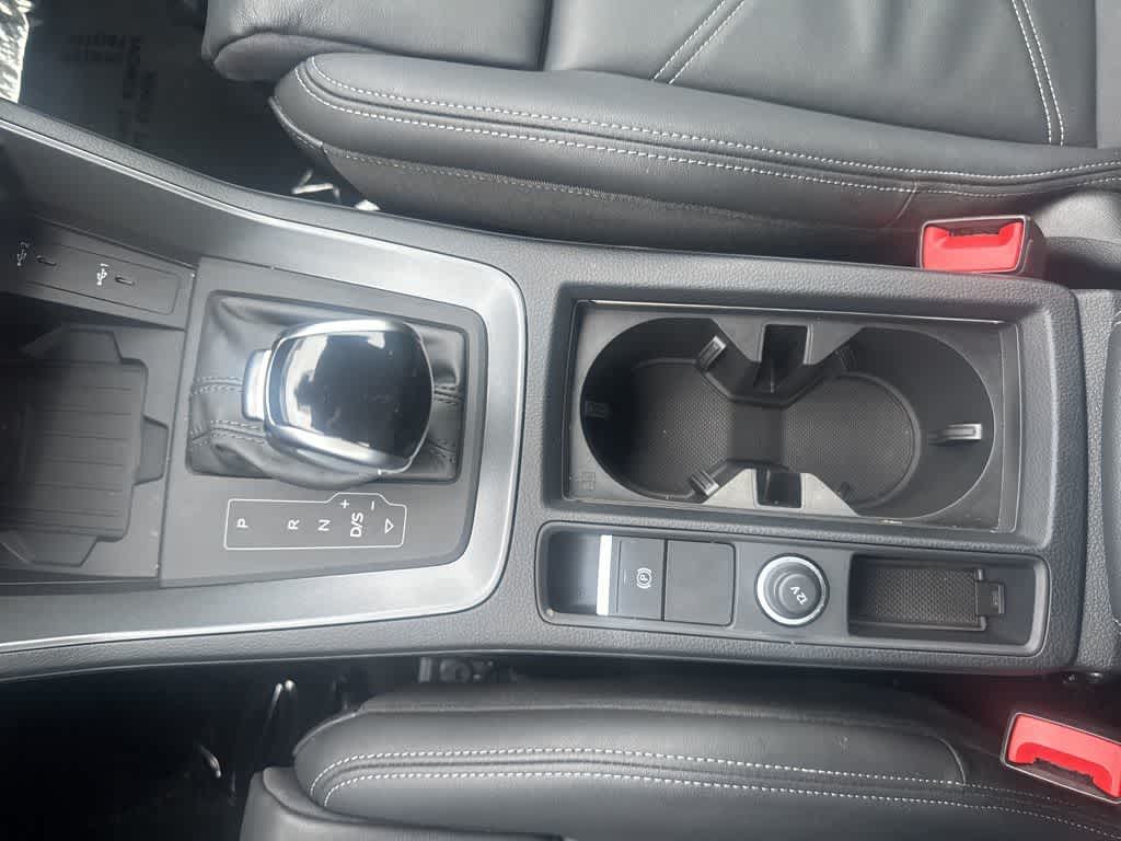 Thumbnail: 2024 Audi Q3 - 23