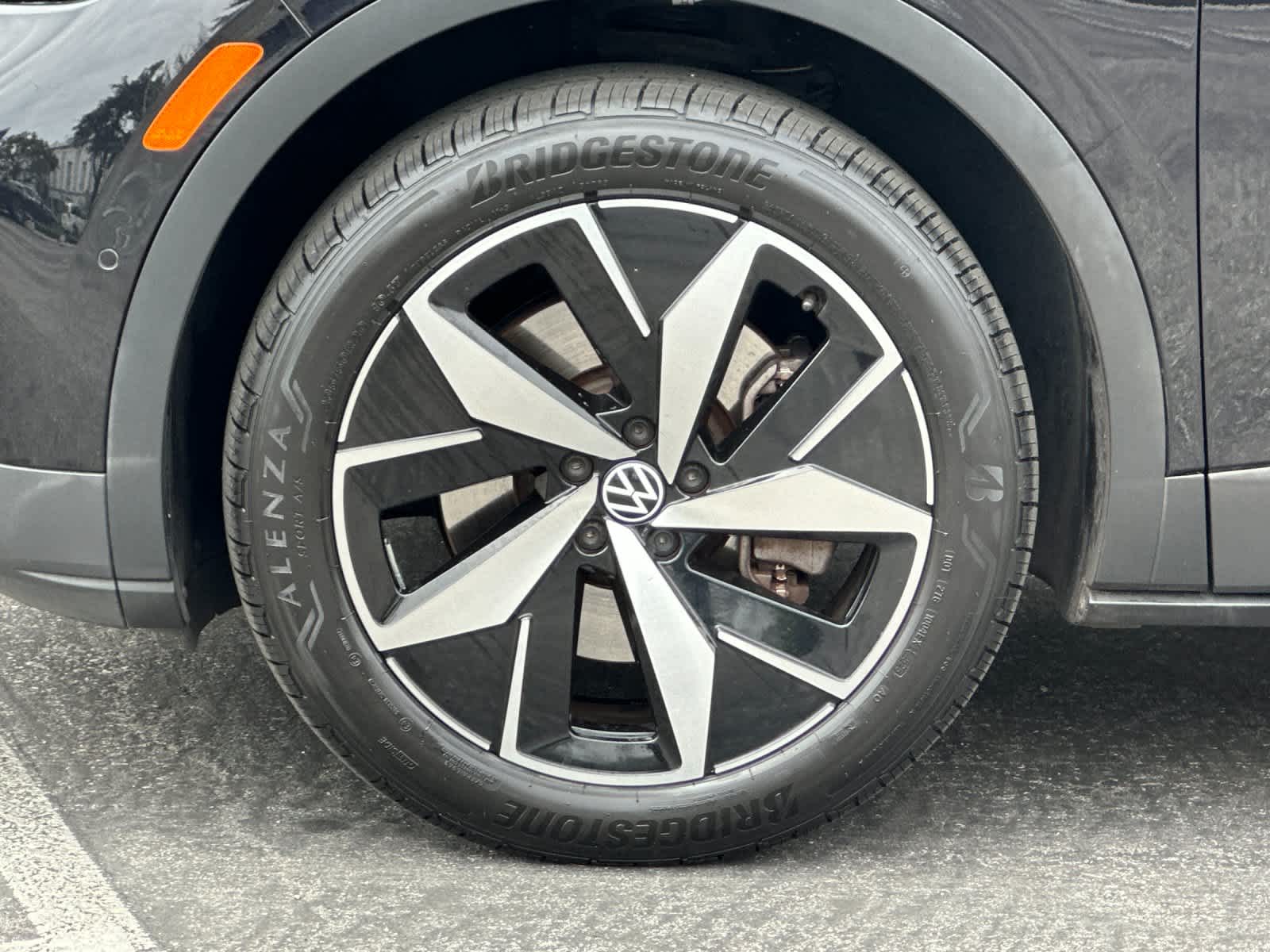 Thumbnail: 2023 Volkswagen ID.4 - 27