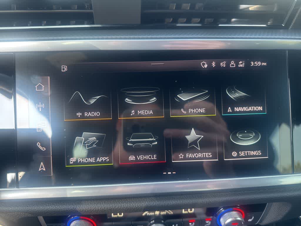 Thumbnail: 2022 Audi Q3 - 16