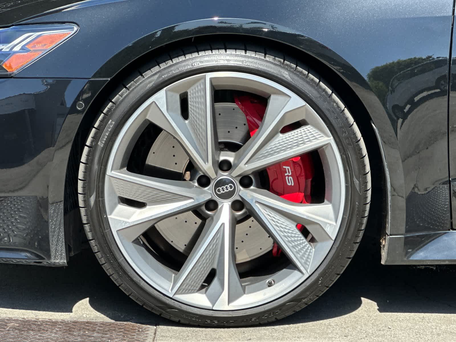 Thumbnail: 2022 Audi RS 7 - 26
