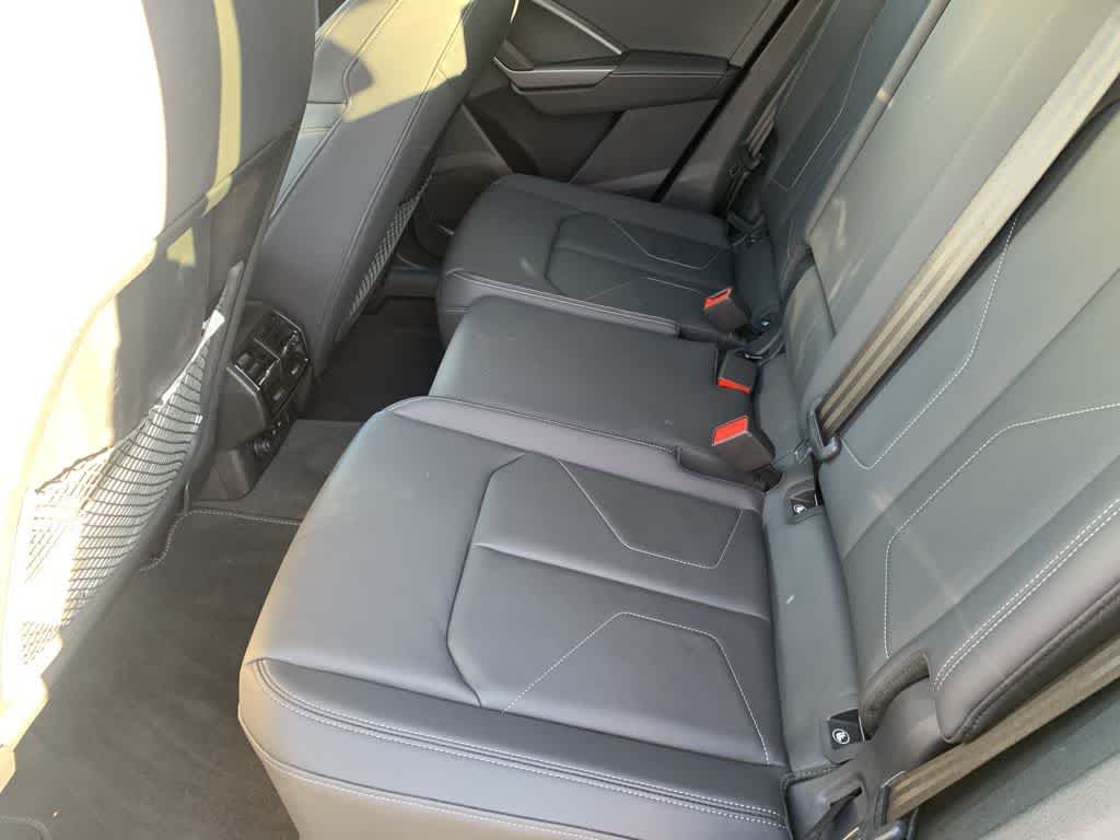 Thumbnail: 2024 Audi Q3 - 26