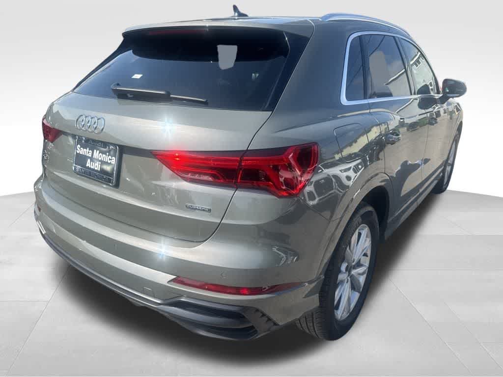 Thumbnail: 2022 Audi Q3 - 8